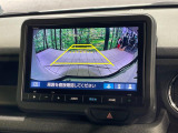 【バックカメラ】駐車時に後方がリアルタイム映像で確認できます。大型商業施設や立体駐車場での駐車時や、夜間のバック時に大活躍!