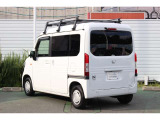 荷物を積んでも力強い加速と低燃費を両立させたエンジン。常に最適な変速比を選択し運転状態をキープするCVTで快適な走行ができます。