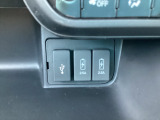 充電用USBジャック(急速充電対応タイプ2個付)