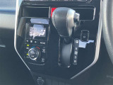 オートエアコン★温度を設定すれば車内を快適に保ってくれます♪