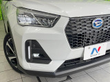 【シーケンシャルターンランプ付きLEDヘッドライト】人気の『流れるウィンカー』付きのLEDヘッドライトを装備♪高級感はもちろん、点灯時は存在感たっぷりで他車からも認識されやすく安心です。
