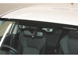 EyeSight(Ver.3)搭載!衝突被害軽減ブレーキや追従機能、車線逸脱抑制やはみ出し警報などで運転をサポートします!