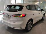BMWプレミアムセレクション前橋では、高年式低走行モデルからMモデル、年式が経ちなかなかディーラーでは見かけないモデルまで幅広いラインナップで認定中古車を取り扱っております。品質に自信があります。