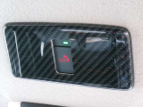SOSコール搭載車です。コールセンターに直接繋がり、事故のサポートをしてくれます。