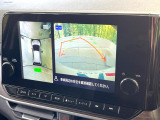 【アラウンドビューモニター】専用のカメラにより、上から見下ろしたような視点で360度クルマの周囲を確認することができます☆縦列駐車や幅寄せ時に活躍してくれます♪