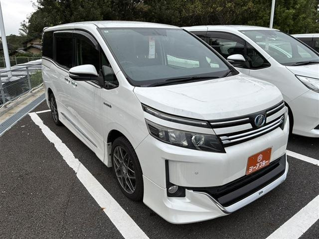 トヨタ ヴォクシー 