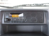 AM/FMラジオが装備されています。