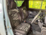 運転席シート廻りは使用感も少なく、良好な状態となっています。丁寧に使われていたことがよくわかりますね。