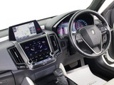 使いやすさや安全性を追求したステアリング周り!高級車ゆえにスイッチ類が多いのも特徴ですね!考え尽くされた配置ですぐに使いこなす事が出来ますのでご安心下さい!是非、体感してみて下さい!!