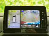 後方視界をサポートするモニター。狭い場所での駐車や車庫入れも安心です。安全運転をサポートする頼もしい機能です。