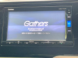 【純正ナビ】人気の純正ナビを装備。オーディオ機能も充実しており、Bluetooth接続すればお持ちのスマホやMP3プレイヤーの音楽を再生可能!毎日の運転がさらに楽しくなります!!