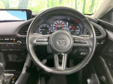 【純正革巻きステアリング】上質な革を使用することで、手にしっかり馴染みとても運転しやすいハンドルです♪