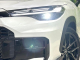 【シーケンシャルターンランプ付きLEDヘッドライト】人気の『流れるウィンカー』付きのLEDヘッドライトを装備♪高級感はもちろん、点灯時は存在感たっぷりで他車からも認識されやすく安心です。