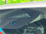 【ホンダセンシング】走行中に前方の車両等を認識し、衝突しそうな時は警報とブレーキで衝突回避と被害軽減をアシスト。より安全にドライブをお楽しみいただけます。