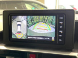 【パノラミックビューモニター】専用のカメラにより、上から見下ろしたような視点で360度クルマの周囲を確認することができます☆死角部分も確認しやすく、狭い場所での切り返しや駐車もスムーズに行えます。