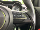 【クルーズコントロール】高速道路もラクラク走行。アクセルを離しても一定速度で走行ができ、長距離運転時の負担を軽減!加速・減速も簡単なスイッチ操作で調整できます。