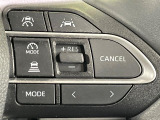 【レーダークルーズコントロール】高速道路での長距離走行が楽に!!自動で速度を保つクルーズコントロールが、衝突軽減システムと連携し、前方の車両を感知して車間を保つように速度調節してくれます!!