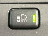 【オートマチックハイビーム】夜間の安全走行に役立つ便利な機能!先行車や対向車を検知し、ハイビームとロービームを自動で切り替えてくれます♪