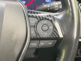 【レーダークルーズコントロール】高速道路での長距離走行が楽に!!自動で速度を保つクルーズコントロールが、衝突軽減システムと連携し、前方の車両を感知して車間を保つように速度調節してくれます!!