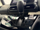 【 シフト 】スムーズなシフトチェンジで快適にお車を操縦していただけます!//