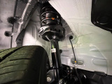 お車を安心してお乗りいただく為には、足回りの定期点検が欠かせません。サービスサポート(有償保証)では無料点検もご提供しており、安心のカーライフをお過ごしいただけるサポート体制が整っています。