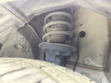 お車を安心してお乗りいただく為には、足回りの定期点検が欠かせません。サービスサポート(有償保証)では無料点検もご提供しており、安心のカーライフをお過ごしいただけるサポート体制が整っています。