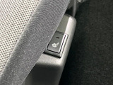 【シートヒーター】寒い日に重宝するシートヒーター!エアコンより早く温まってくれるので寒がりの人も安心ですね♪エアコンの温風は乾燥するから苦手、という方にもをおすすめです。