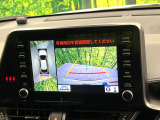 【パノラミックビューモニター】専用のカメラにより、上から見下ろしたような視点で360度クルマの周囲を確認することができます☆死角部分も確認しやすく、狭い場所での切り返しや駐車もスムーズに行えます。