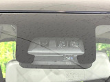 【i-ACTIVESENSE】走行中に前方の車両等を認識し、衝突しそうな時は警報とブレーキで衝突回避と被害軽減をアシスト。より安全にドライブをお楽しみいただけます。