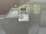 【ドライブレコーダー】ドライブレコーダー装備!走行中はもちろん、あおり運転や事故に遭遇した際、映像で記録し、万一のリスクに備えます。※記録用SDカードはお客様ご自身でご準備いただく必要があります。