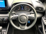 インテリアに合わせたデザインのステアリングは、運転される方のことも考え、運転しやすい形状、大きさです。是非一度、実際に触ってお確かめください。