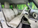 運転席シート廻りは使用感も少なく、良好な状態となっています。丁寧に使われていたことがよくわかりますね。