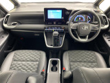 ヴォクシー 1.8 ハイブリッド S-Z E-Four 4WD 修復歴無し