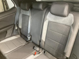 シートは適度な硬さによって長時間の運転でも疲れにくいと定評があります。国産車とは全く違った座り心地ですが、長年培われた欧州の椅子文化をご体感ください。