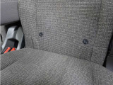 ◆ISOFIX◆シートベルトいらずでチャイルドシートと固定金具を連結するだけでガッチリ固定できます。