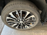 安全安心な走行のために、納車前には小さなクルマを知り尽くしたエキスパートが基本性能に関わる機能や状態を徹底的に点検しています。