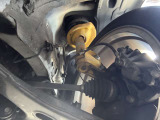 中古車は全てWeb在庫です。現車はストックヤードにて保管しており常時展示はしておりませんので、現車をご確認の場合は事前にお電話にてご連絡お願い致します。075-922-2313 定休日:毎週水曜日