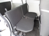 乗車人数や荷物の量、車内での過ごし方に合わせて、シートのレイアウトを変更できます。