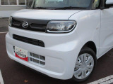 ヘッドライトは明るいLED。夜間の運転も安心です。