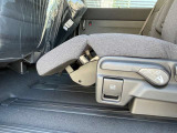 当社には、【指定工場】を併設しており、車検・点検整備もお任せください。ホンダ車を知り尽くしたエキスパートサービスエンジニアがご対応させていただきます。