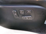運転席パワーシート付き!!