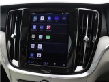 Google搭載のボルボなら、車内にいながら多彩なデジタルライフをお楽しみいただけます。Google Playから必要なアプリをダウンロードして、有意義な移動時間を楽しみましょう。