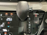 安全・安心な走行のために、納車前にダイハツのクルマを知り尽くしたエキスパートが基本性能に関わる機能や状態を徹底的に点検。消耗部品の交換など法定12ヶ月点検相当の点検・整備を実施しております。