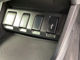 USBジャック付き!