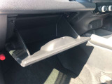 小物、必需品を簡単に取り出せる便利な収納です!