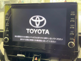 【純正9型ナビ】人気の純正ナビを装備。オーディオ機能も充実しており、Bluetooth接続すればお持ちのスマホやMP3プレイヤーの音楽を再生可能!毎日の運転がさらに楽しくなります!!