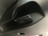 納車後もお客様の快適なカーライフをしっかりサポートさせていただきます!滋賀県内に13か所ある滋賀ダイハツの店舗にはサービス工場が併設されておりますので、アフターフォローも安心です!