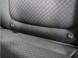 ◆ISOFIX◆シートベルトいらずでチャイルドシートと固定金具を連結するだけでガッチリ固定できます。