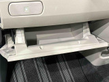 実用的な収納が、車内の各所にあります♪