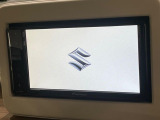 【純正ナビ】人気の純正ナビを装備。オーディオ機能も充実しており、Bluetooth接続すればお持ちのスマホやMP3プレイヤーの音楽を再生可能!毎日の運転がさらに楽しくなります!!